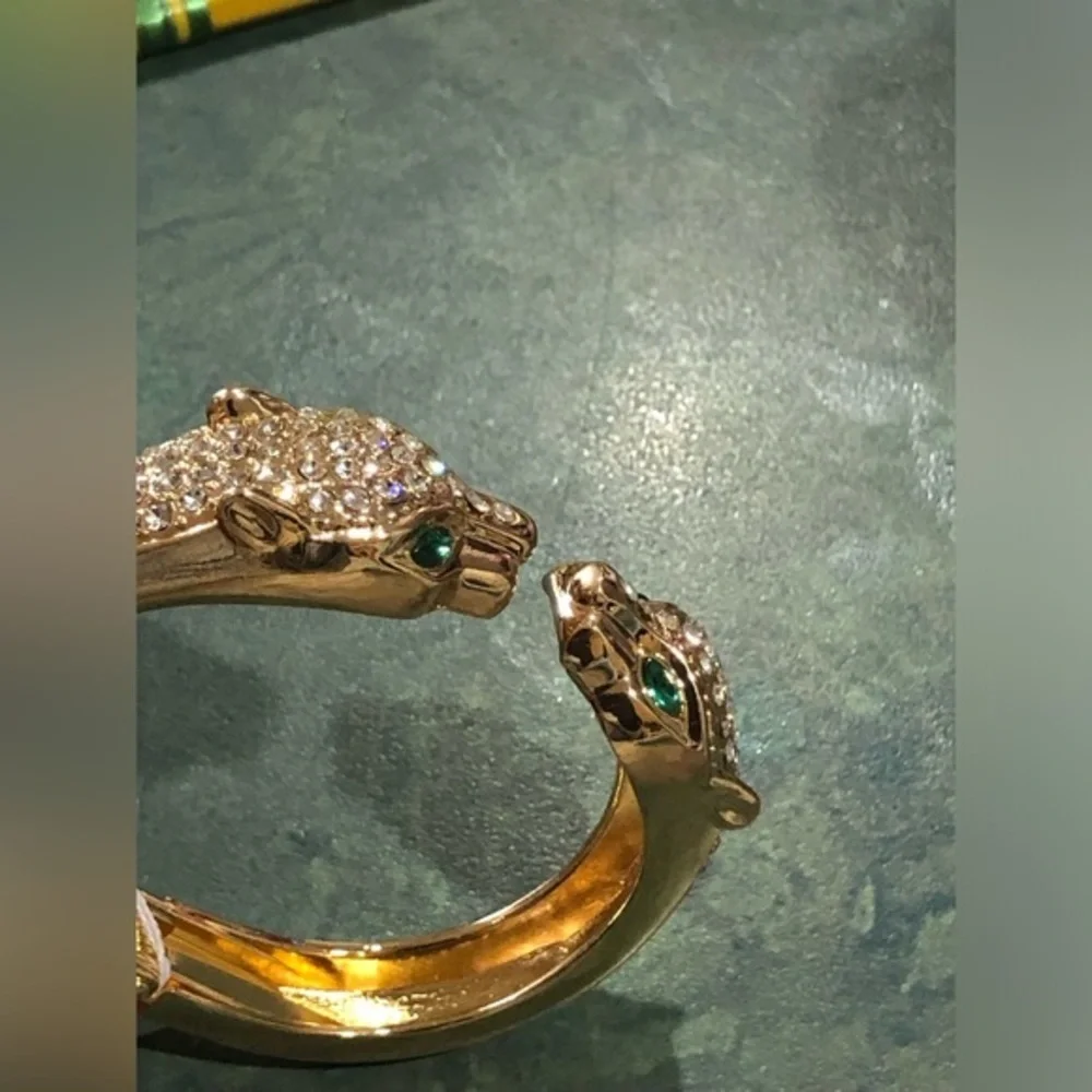 Natasha Couture serpent puma‎ head crystal & emerald rhinestones bracelet new